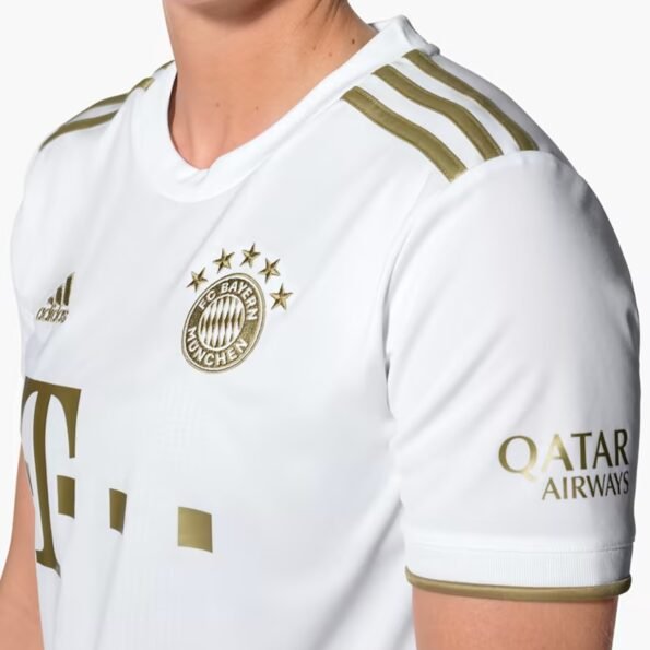 Camisa Bayern de Munique Branca 22/23 Feminina