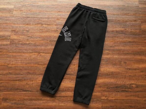 Calça Supreme Moletom Nike Preta/Cinza