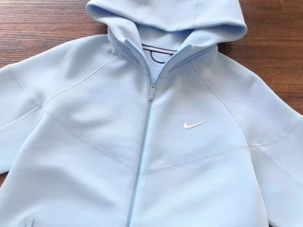 Conjunto Frio Nike Tech Fleece Nocta Azul Claro