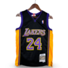 Regata NBA Mitchell & Ness Los Angeles Lakers Preta 2009-10 Bryant #24