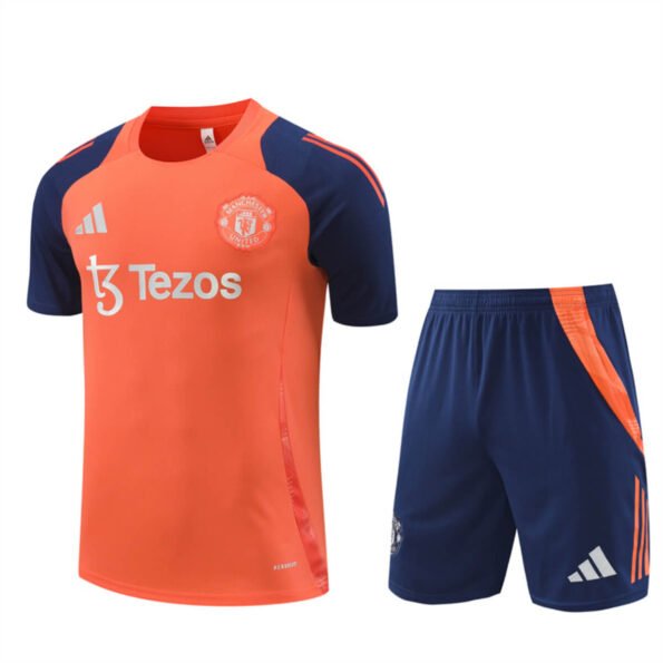 Conjunto Manchester United Treino Camisa e Short Laranja 2024/25