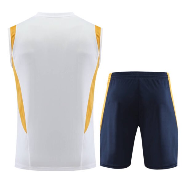 Kit Regata e Short Real Madrid Treino Branca/Laranja 2024/25